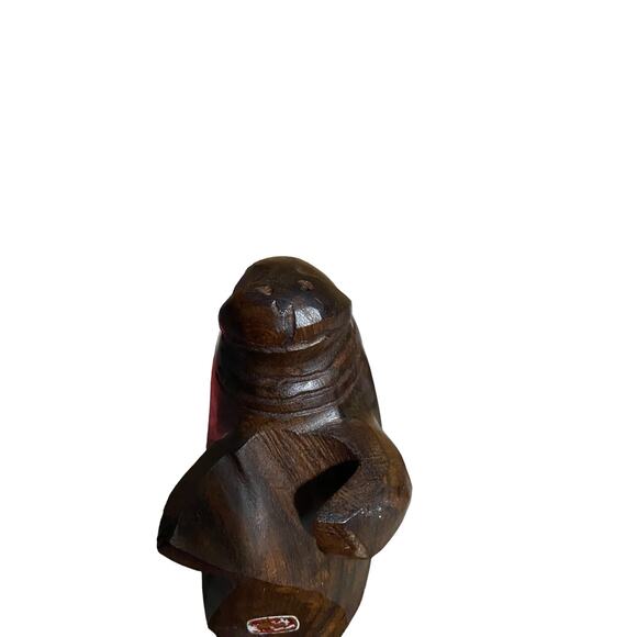 Wooden Walrus Handcarved Brown Stained Made in Mexico - Picture 11 of 11